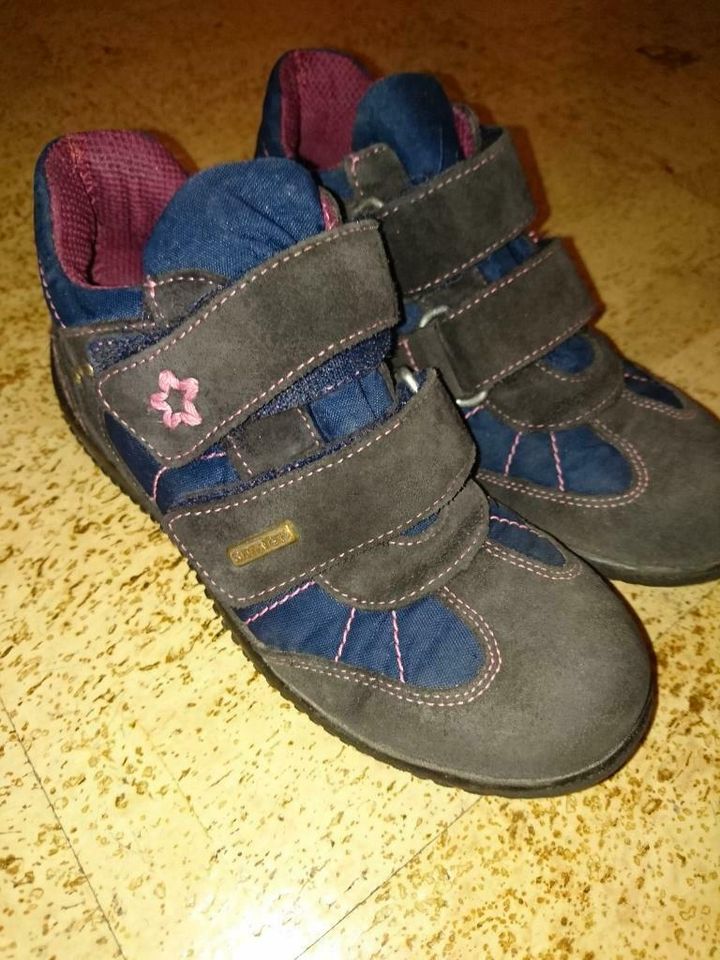 Däumling Schuhe Größe 31 Weite M in Hilden