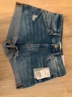 Schwarze Shorts Größe 38 Regular waist, neu mit Etikett Baden-Württemberg - Steinmauern Vorschau