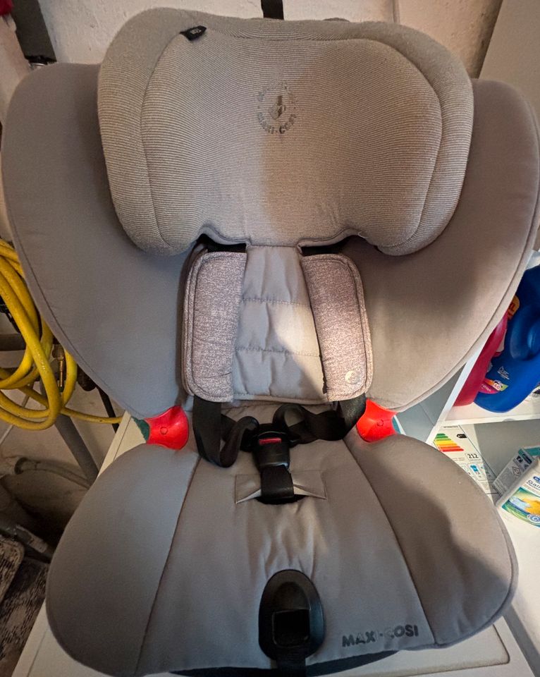 Maxi Cosi Titan Kindersitz in Duderstadt