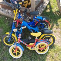 3 kleine Kinderfahrräder und 1 Roller an Bastler Brandenburg - Seelow Vorschau