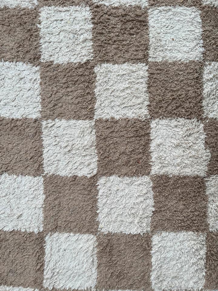 Teppich 2x3 m kariert Schachbrett Muster beige Creme in Braunschweig