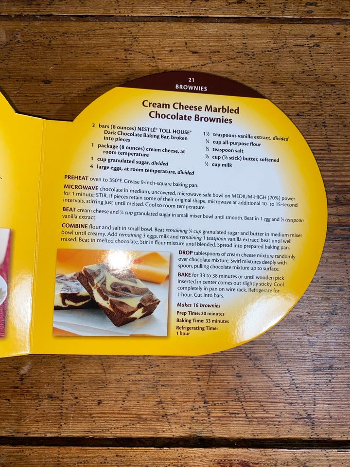 amerikanisches Rezeptbuch: Cookies & Brownies - Nestlé - VB! in Obernburg