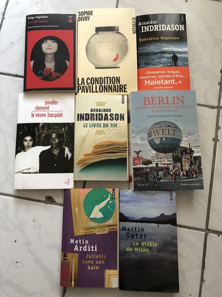 8 Französisch Bücher Français Livres Indirdason Divry Higashino in Berlin