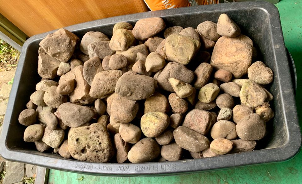 Feldsteine, Steine für Garten zu verschenken in Salzgitter