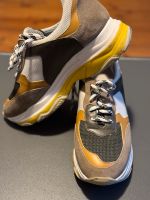 Tolle Meline Sneakers Sportschuhe 40 / 40,5 München - Ramersdorf-Perlach Vorschau