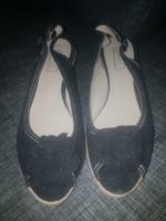 Sandalen mit Keilabsatz in Schwarz, Größe 39 Kr. Altötting - Pleiskirchen Vorschau