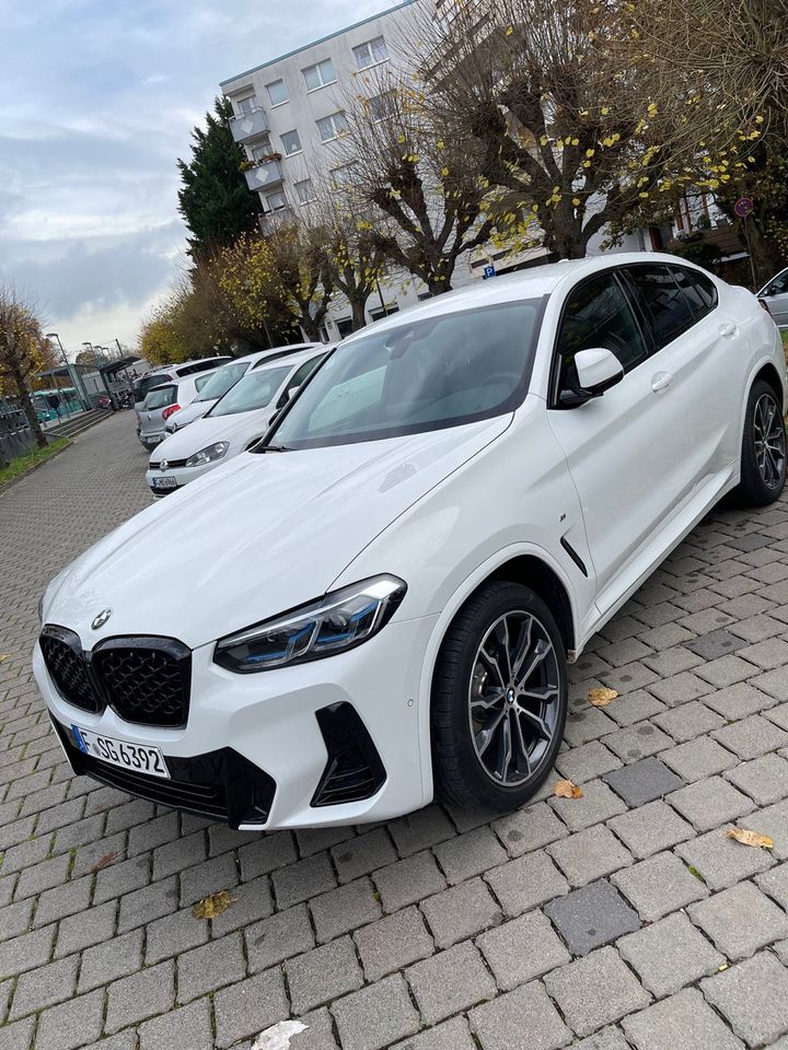 ANGEBOT!!!Bmw X4 Facelift M Paket mildhybrid Sternenhimmel in Frankfurt am Main