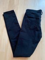 Levi‘s 711 Skinny Jeans schwarz W27 L32 Schleswig-Holstein - Norderstedt Vorschau