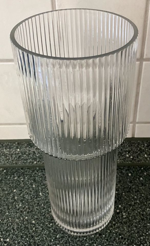 Vase Glas klar 25 cm Fleur von Depot in Odelzhausen