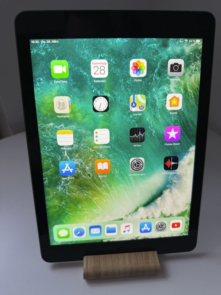 Apple iPad Air 1 Gen. 64GB A1475 WiFi Cellular in Ostrhauderfehn