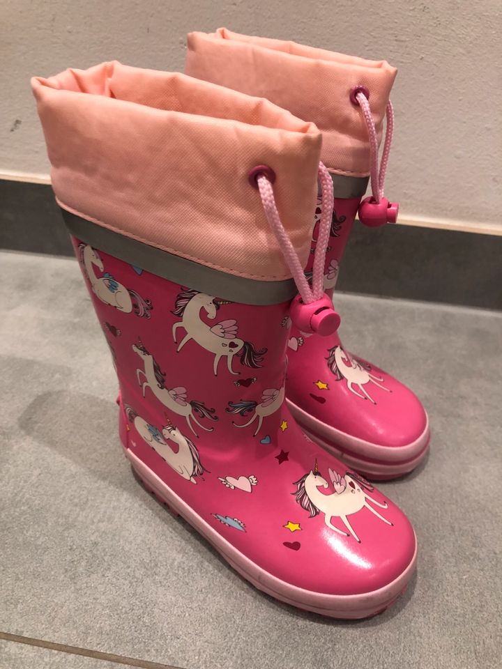 Neuwertig Stiefel Mädchen rosa in Kamp-Lintfort