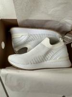 Tamaris Sneaker weiß Neu Größe 38 vegan Berlin - Biesdorf Vorschau