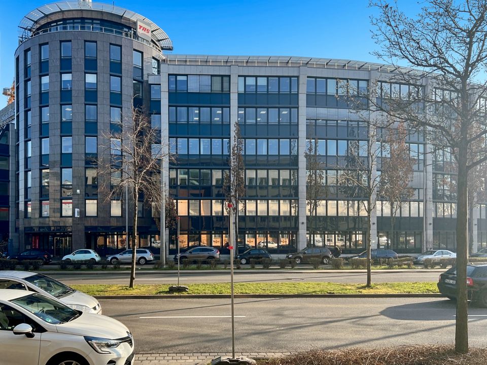 Unbegrenzter Zugang zu Arbeitsplätzen in Regus Atrium in Dresden