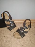 Rieker Sandalen mit Blockabsatz dunkelbraun mit Steinchen, Gr. 37 Bayern - Nordhalben Vorschau