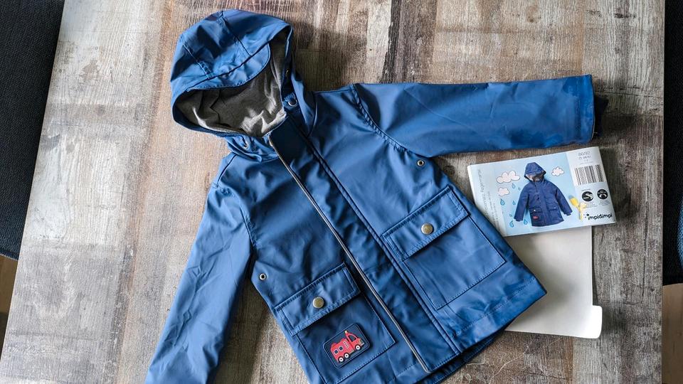 NEU Übergangs Jacke Regenjacke 86 / 92 Regen Mantel Matschjacke in Merenberg