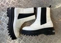 Calvin Klein YW0YW00419 Flatform Mid Chelsea Boots Gr. 41 Niedersachsen - Braunschweig Vorschau