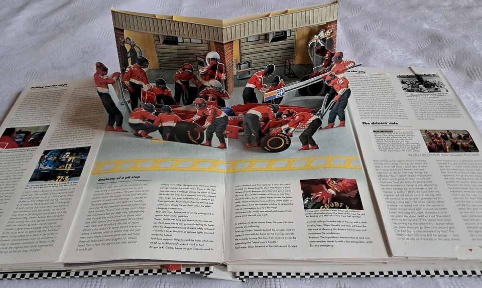 Selten in Deutschland Pop Up book The Formula One Pack + AudioCD in Rosenheim (Kreis Altenkirchen)