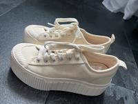 Sneaker beige neu Bayern - Baiersdorf Vorschau