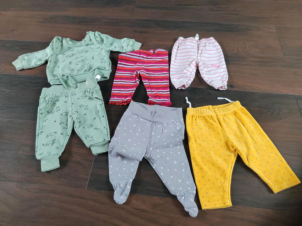 Baby Kleidung Paket 62/68 in Gelsenkirchen