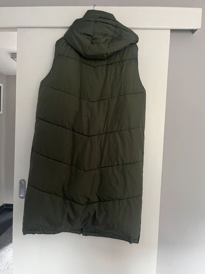 PRIMARK Weste Steppweste Long Damen Gr. M NEU in Waldbröl