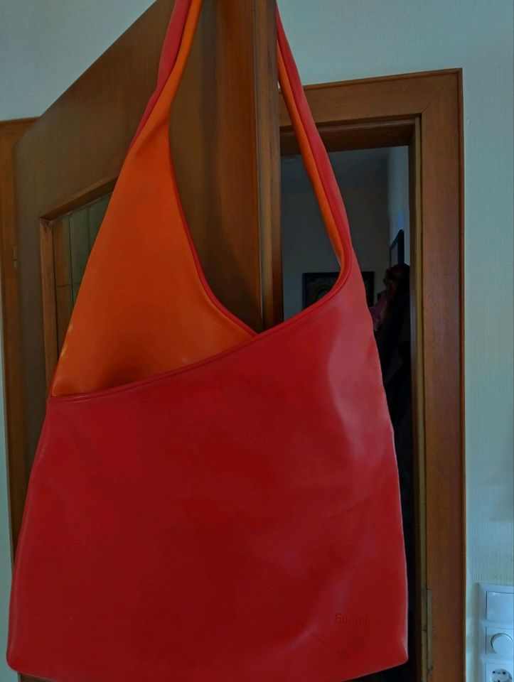 Tasche rot-orange in Cloppenburg