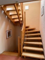 Treppe aus Eschenholz mit Geländer Nordrhein-Westfalen - Medebach Vorschau