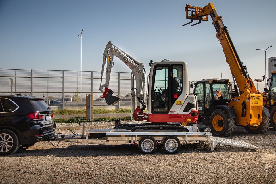 Temared BUILDER-3 4018/3 S 3,5TMaschinentransporter Tieflader in Bischweier