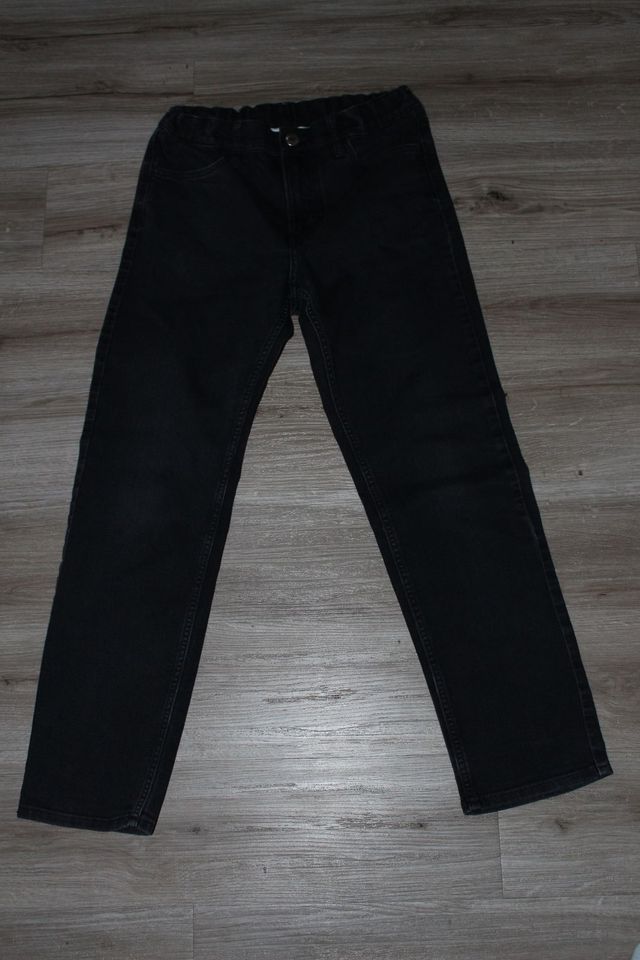 3 Jeans von H&M, Gr. 158 in Rheinfelden (Baden)