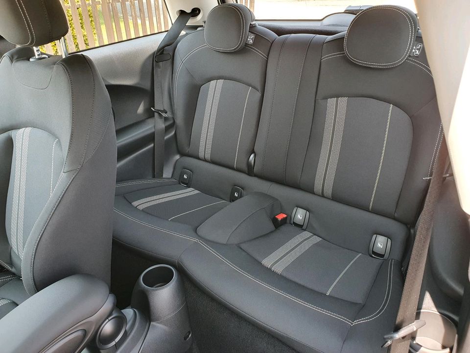 MINI Cooper SE, 4300 km, gute Ausstattung, 05/2023, neuwertig in Moosinning