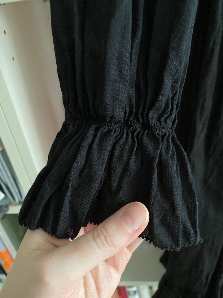 luftiges CLOSED Sommerkleid KLEID Rüschen schwarz Baumwolle Gr. M in Hamburg