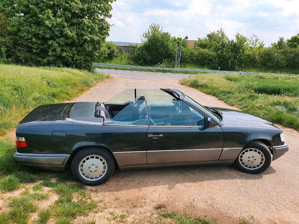 Mercedes 124er Cabrio Oldtimer in Kahl am Main