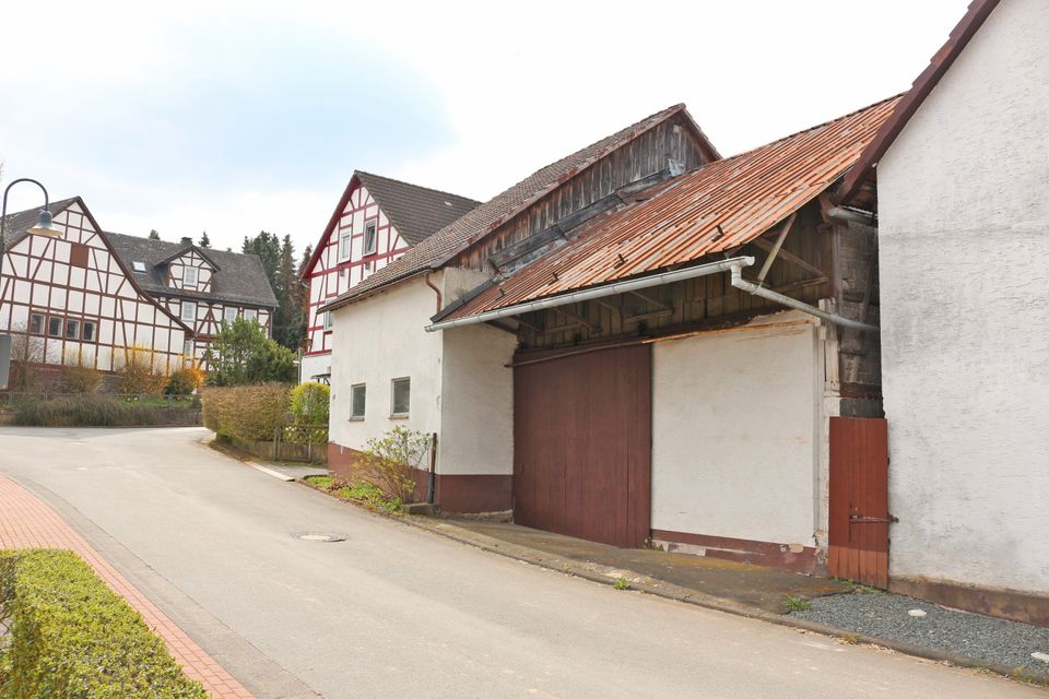 Idyllisch Wohnen in einer alten Mühle! Aktive Mühle im Ortskern von Somplar (Allendorf/Eder) in Allendorf