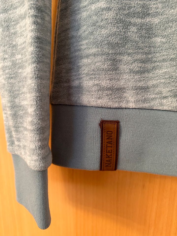 Naketano Damen Fleece-Hoodie eisblau Gr S wie NEU in Schwabmünchen