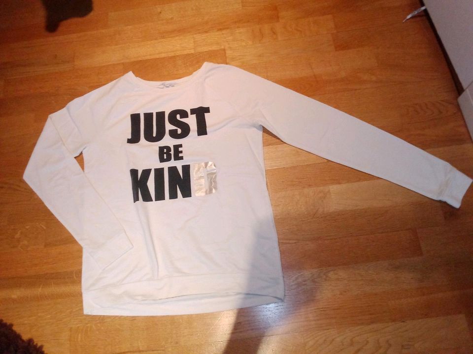 Sweatshirt Gr 170 von H&M in Nienburg (Weser)