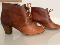 Braune Vintage Stiefeletten in 39 Neuhausen-Nymphenburg - Neuhausen Vorschau