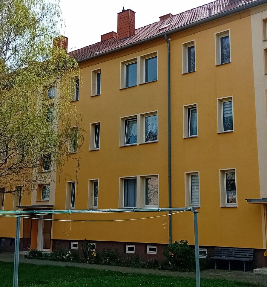 Tolle 3-Raum-Wohnung mit Balkon und Stellplatz. Frisch saniert! in Nienburg-Neugattersleben