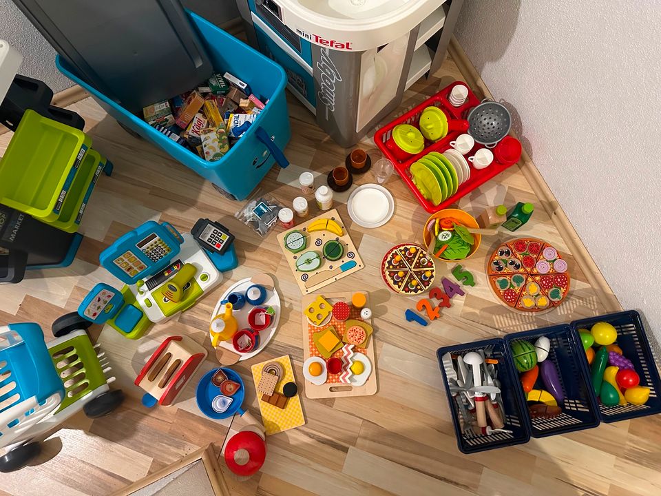 RIESIGES Smoby SET mit allem weiteren Zubehör in Bayern - Peißenberg |  Weitere Spielzeug günstig kaufen, gebraucht oder neu | eBay Kleinanzeigen  ist jetzt Kleinanzeigen
