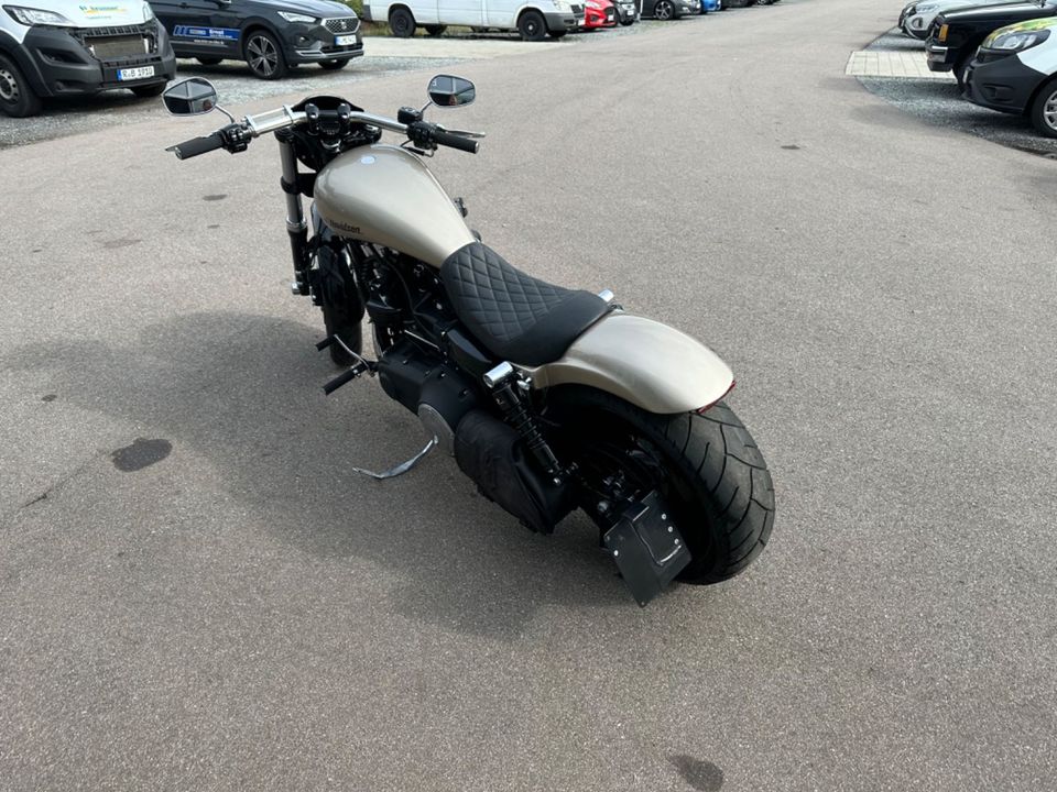 Harley-Davidson Fat Bob Custom 5HD in Woerth an der Donau