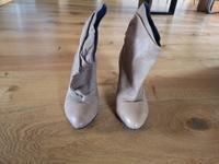 Stradivarius Damen Stiefel Braun in Größe 39 Bayern - Coburg Vorschau