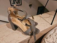 Pier one Sandalette Pumps grau 36 Leder Hessen - Höchst im Odenwald Vorschau