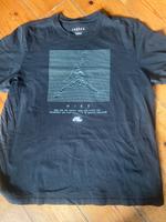 Air Jordan Shirt Größe XXL Friedrichshain-Kreuzberg - Friedrichshain Vorschau