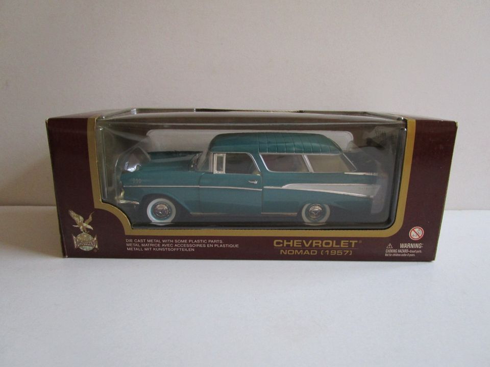 Die Cast Collection Modellauto Chevrolet Nomad (1957) 1:18 in Berlin