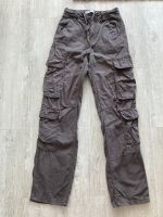 Cargohose Bershka Gr 34 dunkelgrau Nordrhein-Westfalen - Langenfeld Vorschau