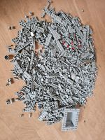 650 Gramm graue Lego Technik Steine Bayern - Freising Vorschau