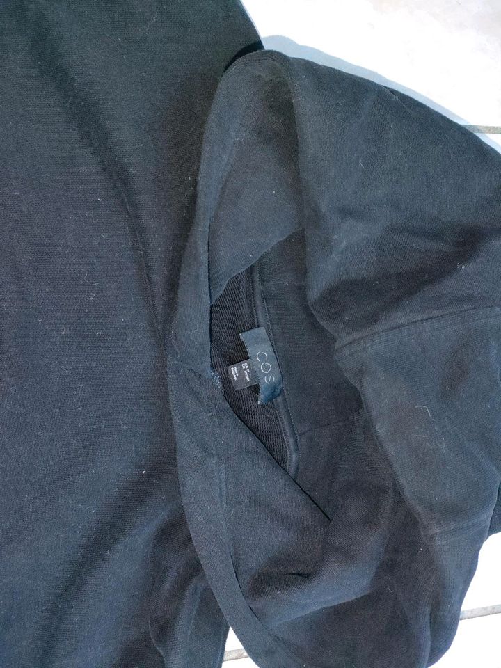 COS Sweatshirt Herren in Güntersleben