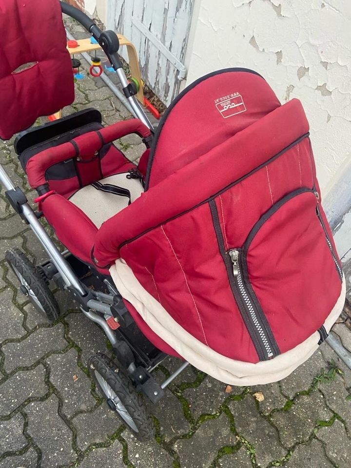 Kinderwagen in Schönebeck (Elbe)