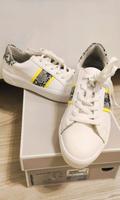 Damen Schuhe Sneaker Tamaris weiß neon gr. 37 Berlin - Marzahn Vorschau