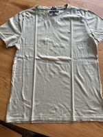 Tommy Hilfiger T-Shirt 164 grün Nordrhein-Westfalen - Castrop-Rauxel Vorschau