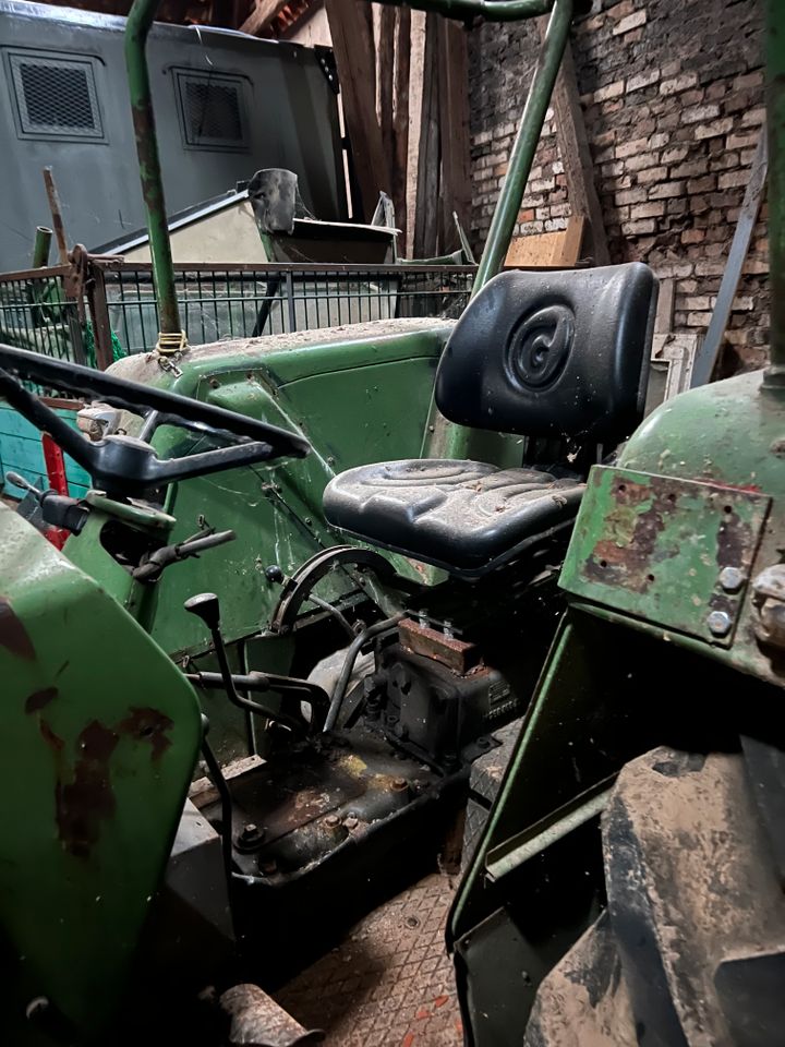 Fendt Farmer 4S in Gleichen