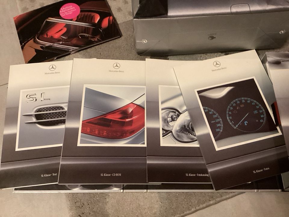 Presse Kit Einführung Mercedes SL aus 2001 in Dresden